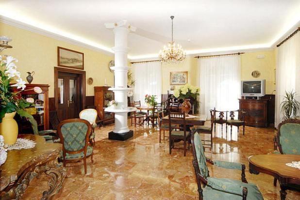 Hotel Palace Levanto Exterior foto