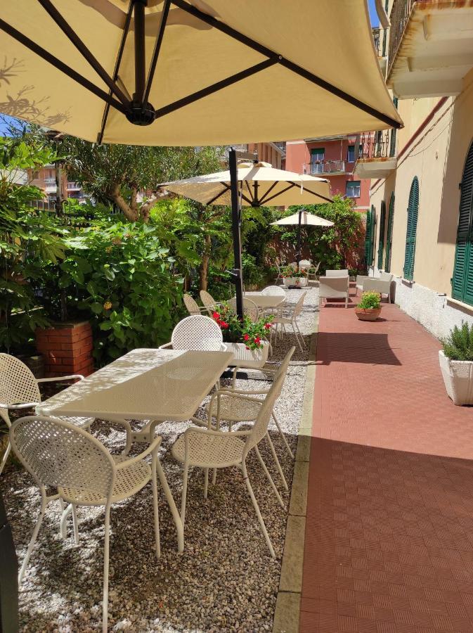 Hotel Palace Levanto Exterior foto